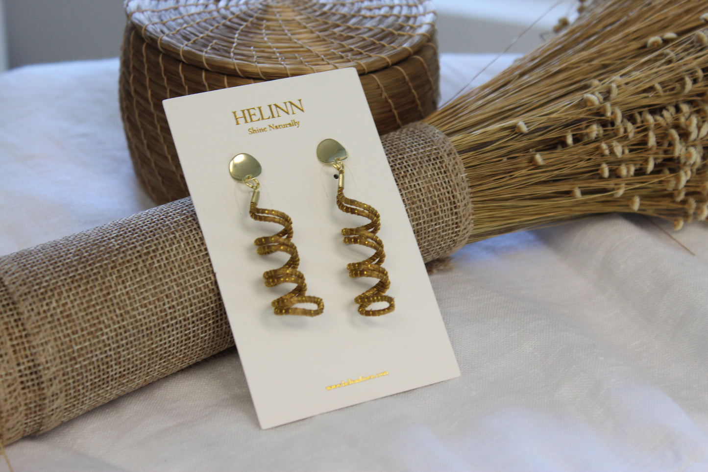 Raiz Dourada Earrings