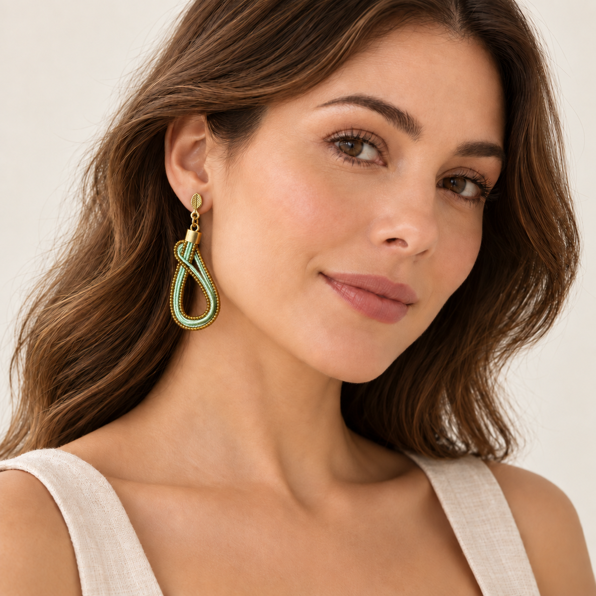 Vida Gota Verde Earrings