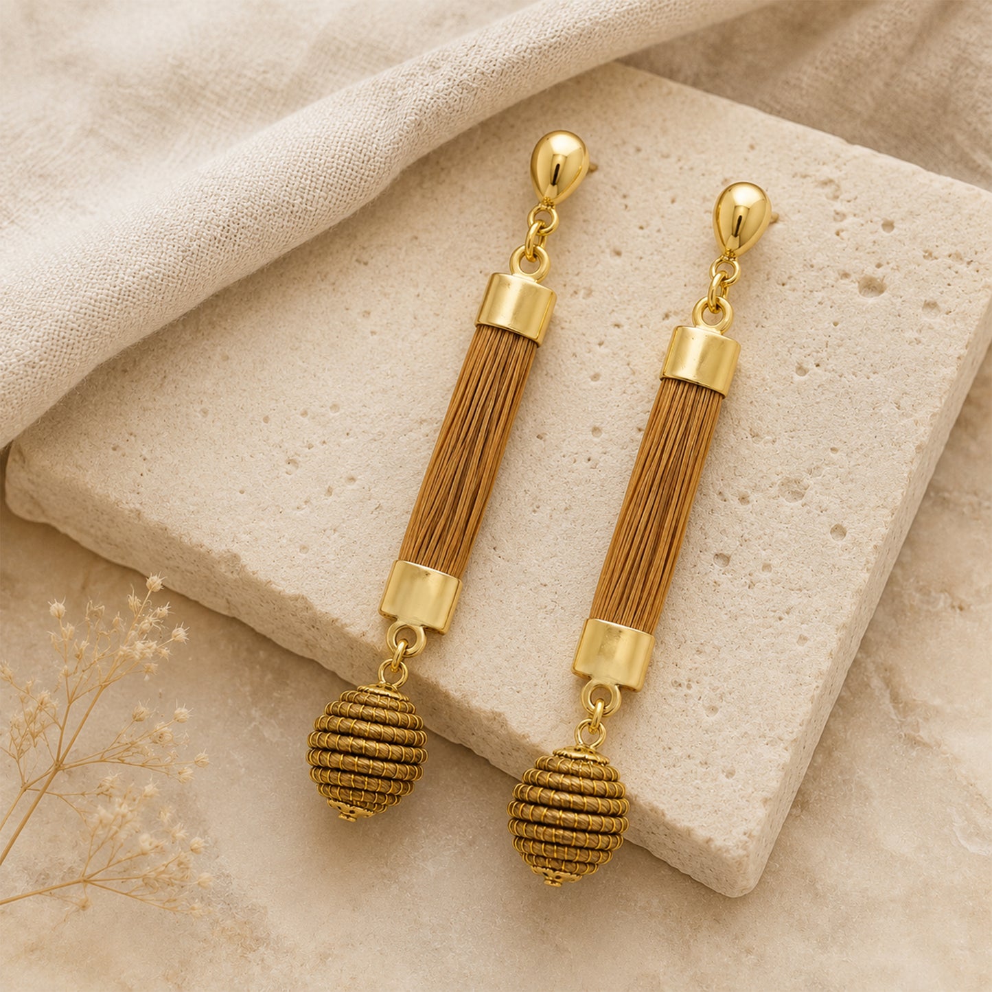 Alma Dourada Earrings