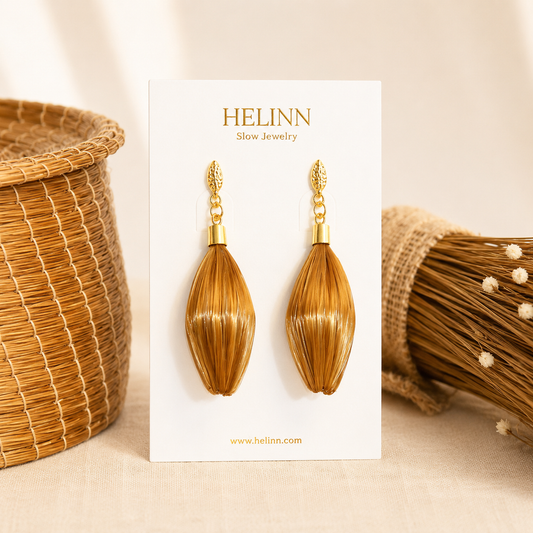 Folha Dourada Earrings