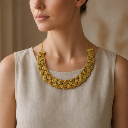 Vida Trama Dourada Choker Necklace