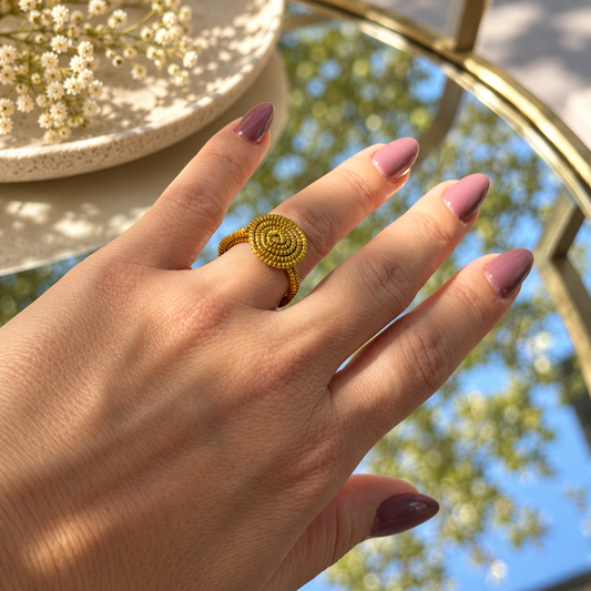 Sopro da Terra Golden Grass spiral ring by HELINN