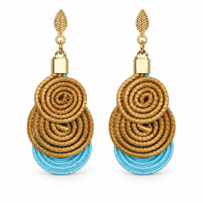 Vida Maré Dourada golden grass earrings with aqua blue accents - HELINN