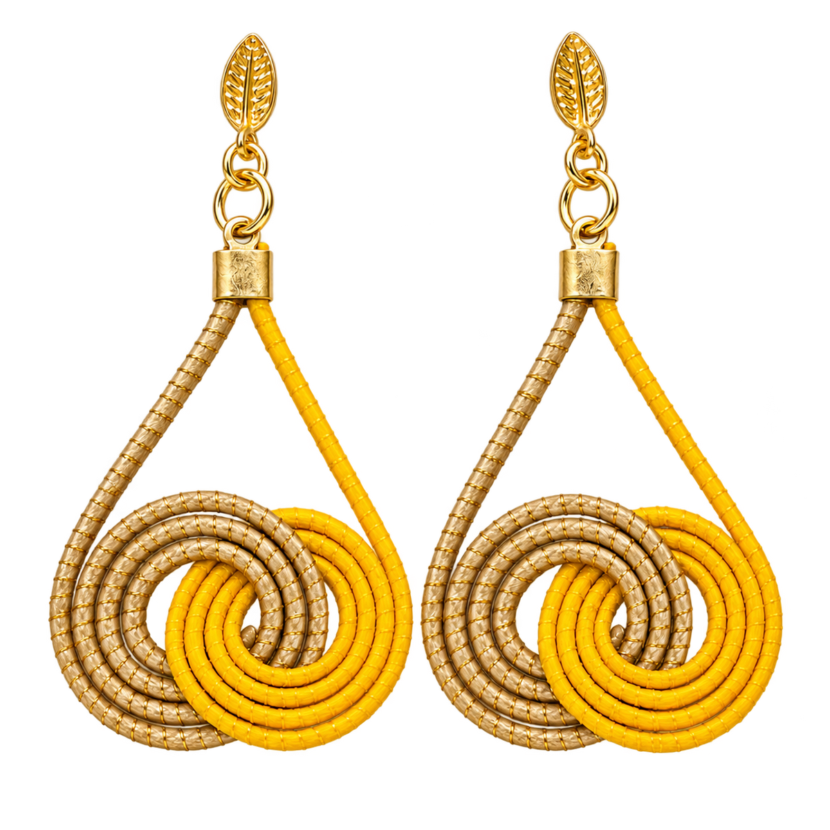 Vida Ondas Naturais earrings in yellow and golden natural fiber