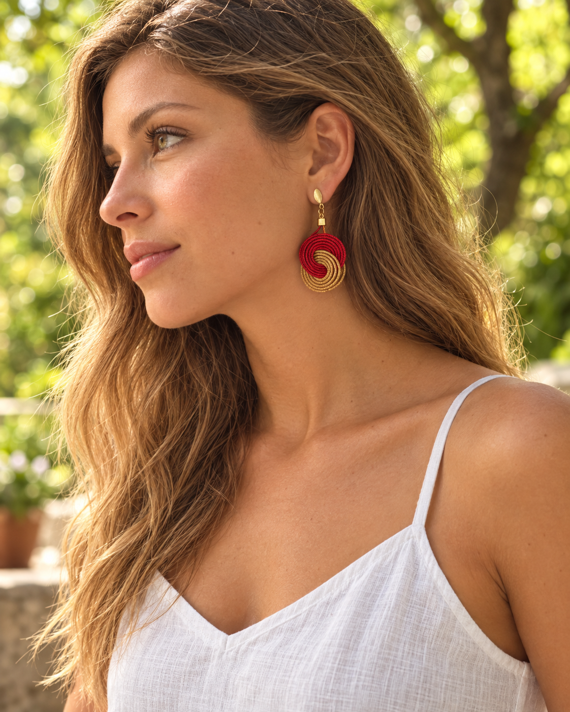 Toque de Sol Golden Grass earrings with colored thread by HELINN