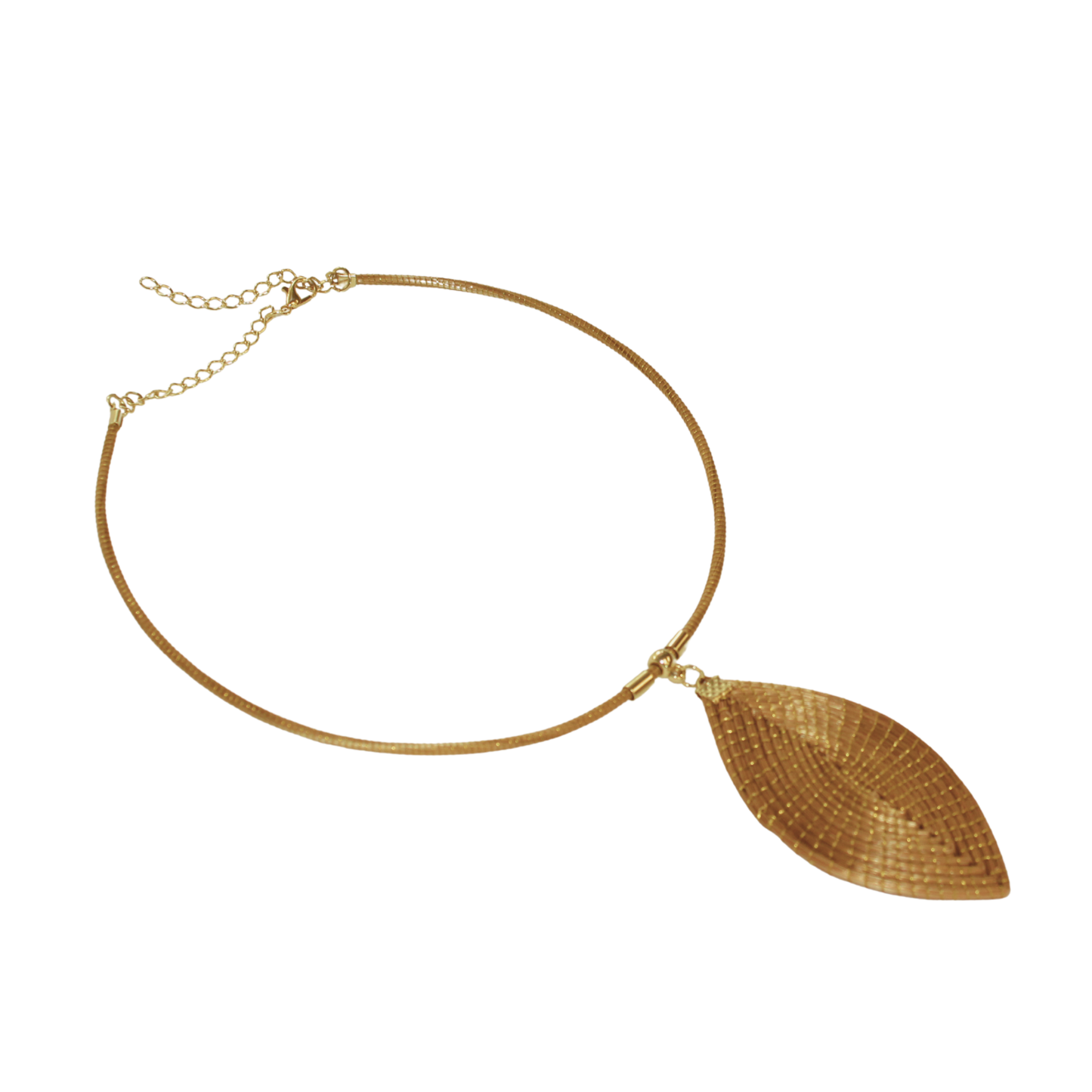 Vida Folha Dourada Necklace handcrafted from Golden Grass featuring a woven leaf-shaped pendant on a gold-tone chain.